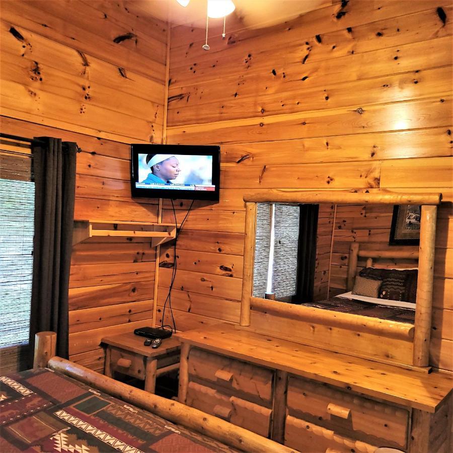 Skinny Dippin'-River Front- Free Tickets-Dog Friendly-Sleeps 6 鸽子谷 外观 照片